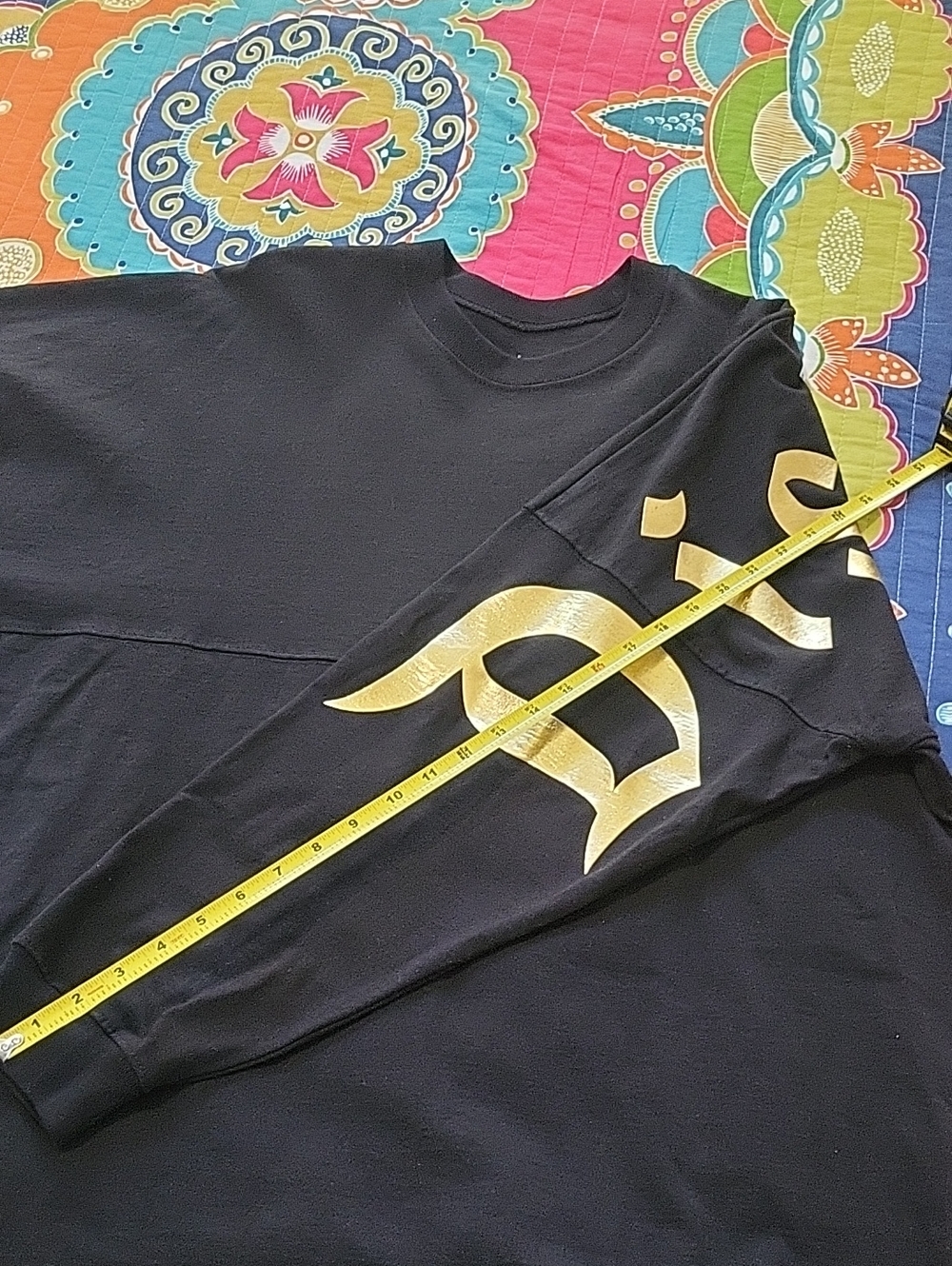 Disneyland Black and Gold Disney Spirit Jersey with Castle on the Back Size XL - Picture 12 of 12